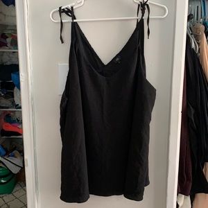 River Island tank